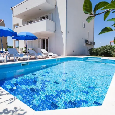 Veramenta Apartman *